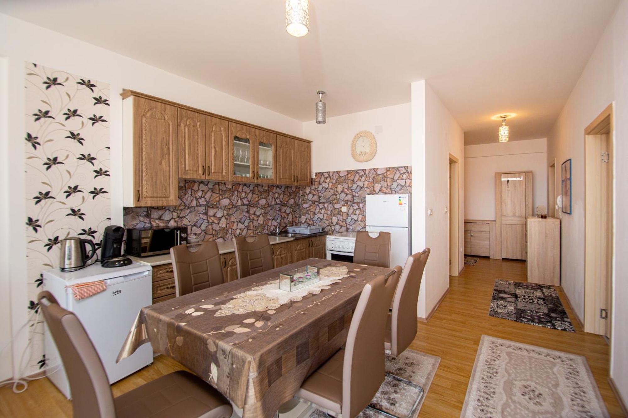 Sea View Lazi Apartment Budva