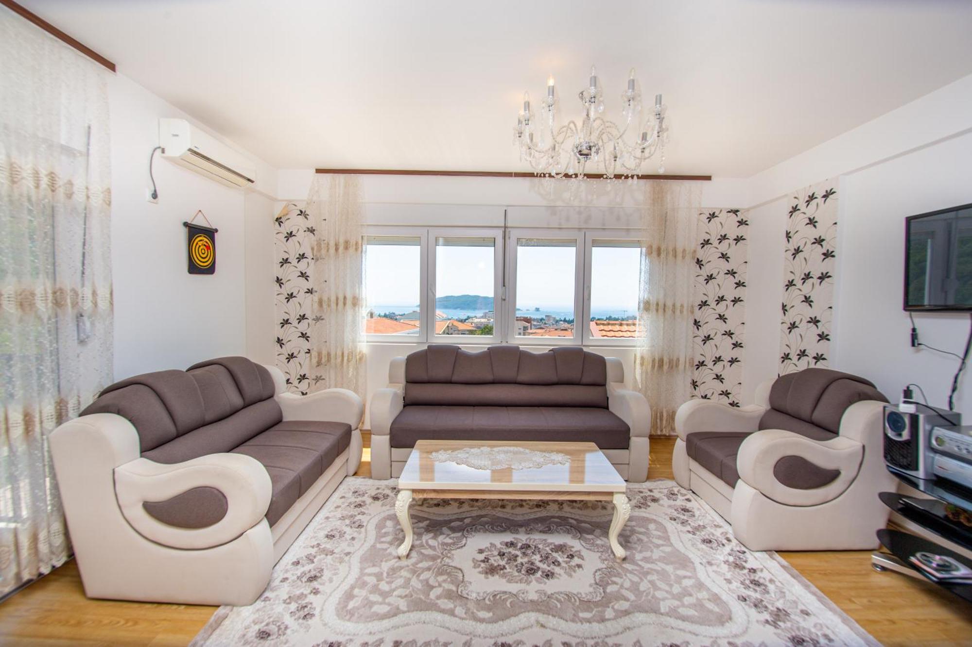 Sea View Lazi Apartment Budva